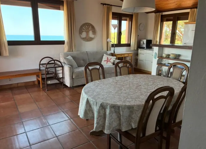 2 Wohnzimmer