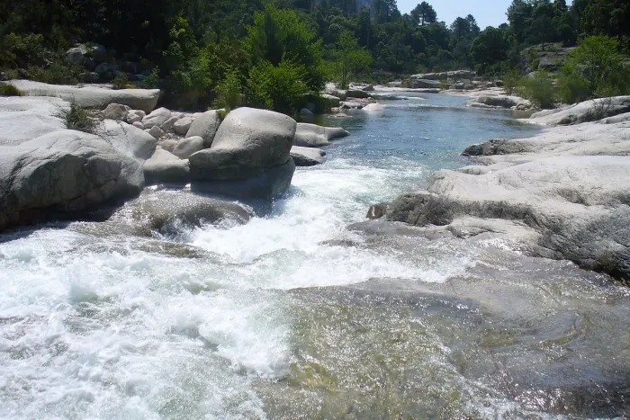 Fluss Cavu, ca. 35 km entfernt